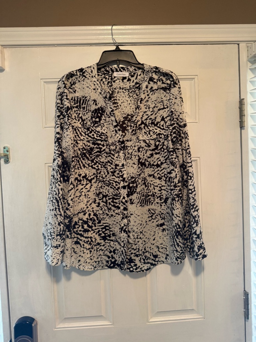 Calvin Klein Black & White Abstract Print Button-Down Shirt